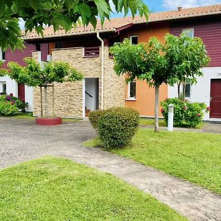 Nice Appt With Terrace In A Quiet Area *